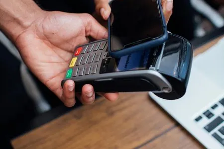 Método de pago prepago utilizado en juego online para depositar fondos con mayor privacidad y control del gasto