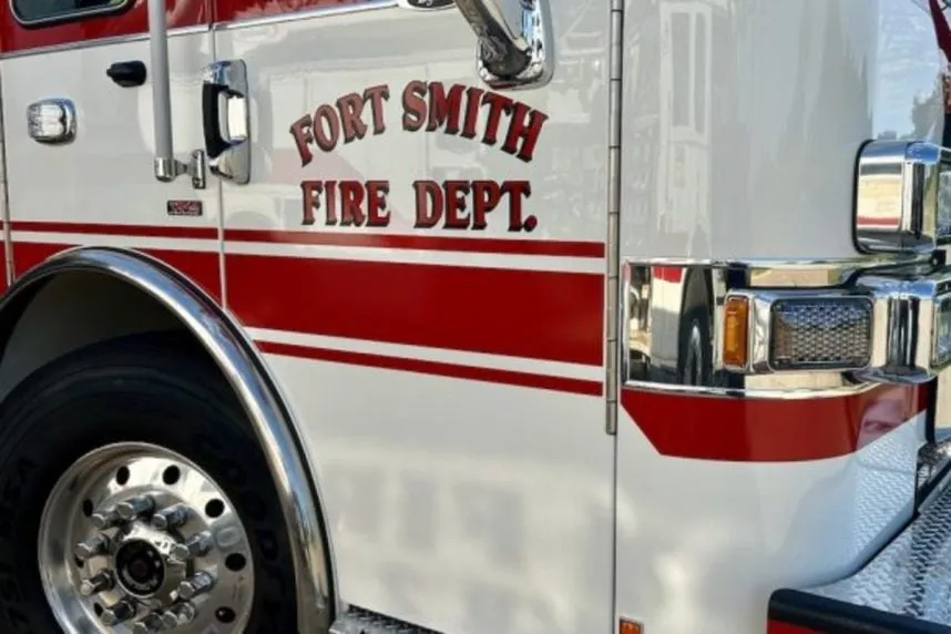 Camión del departamento de bomberos de Fort Smith, en el caso por el presunto desvío de fondos sindicales destinados al juego